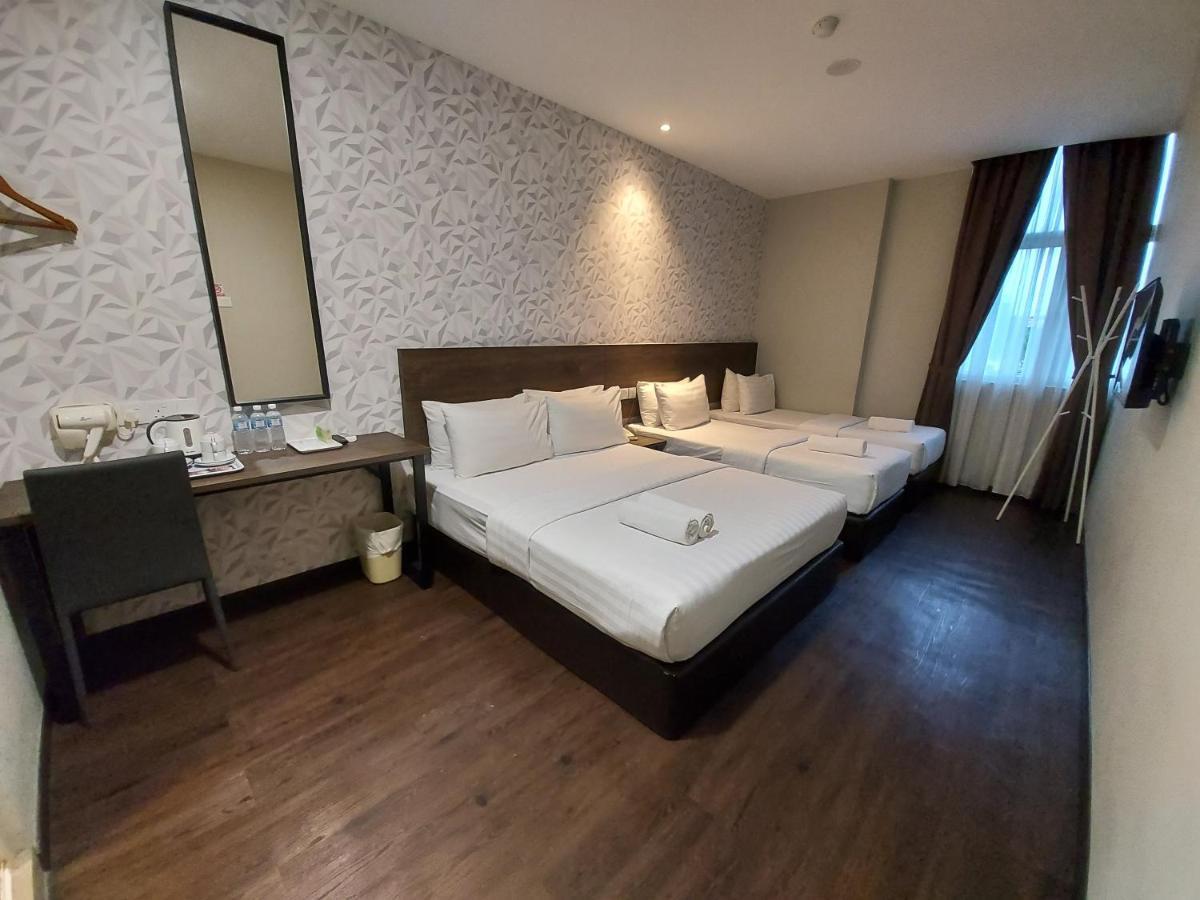 Miico Hotel @ Mount Austin Johor Bahru Buitenkant foto