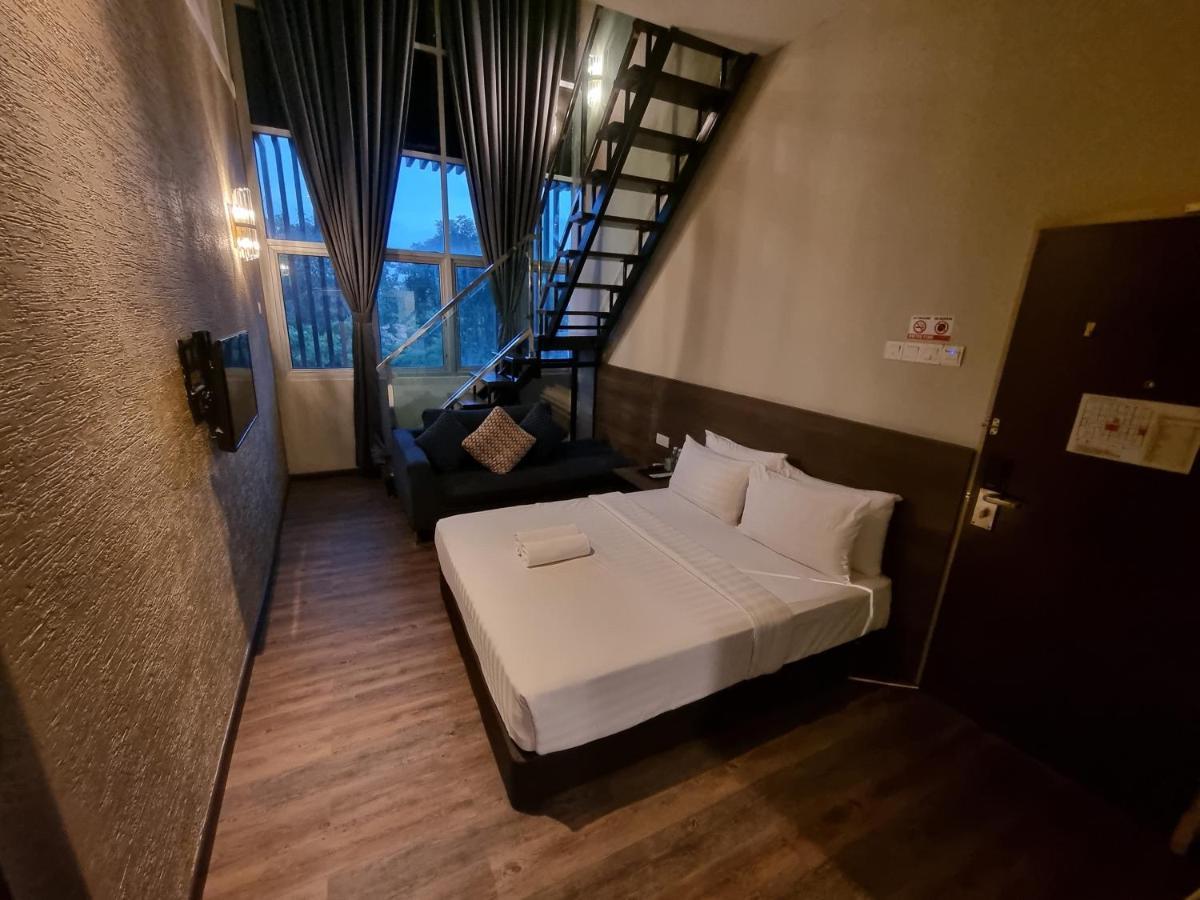 Miico Hotel @ Mount Austin Johor Bahru Buitenkant foto