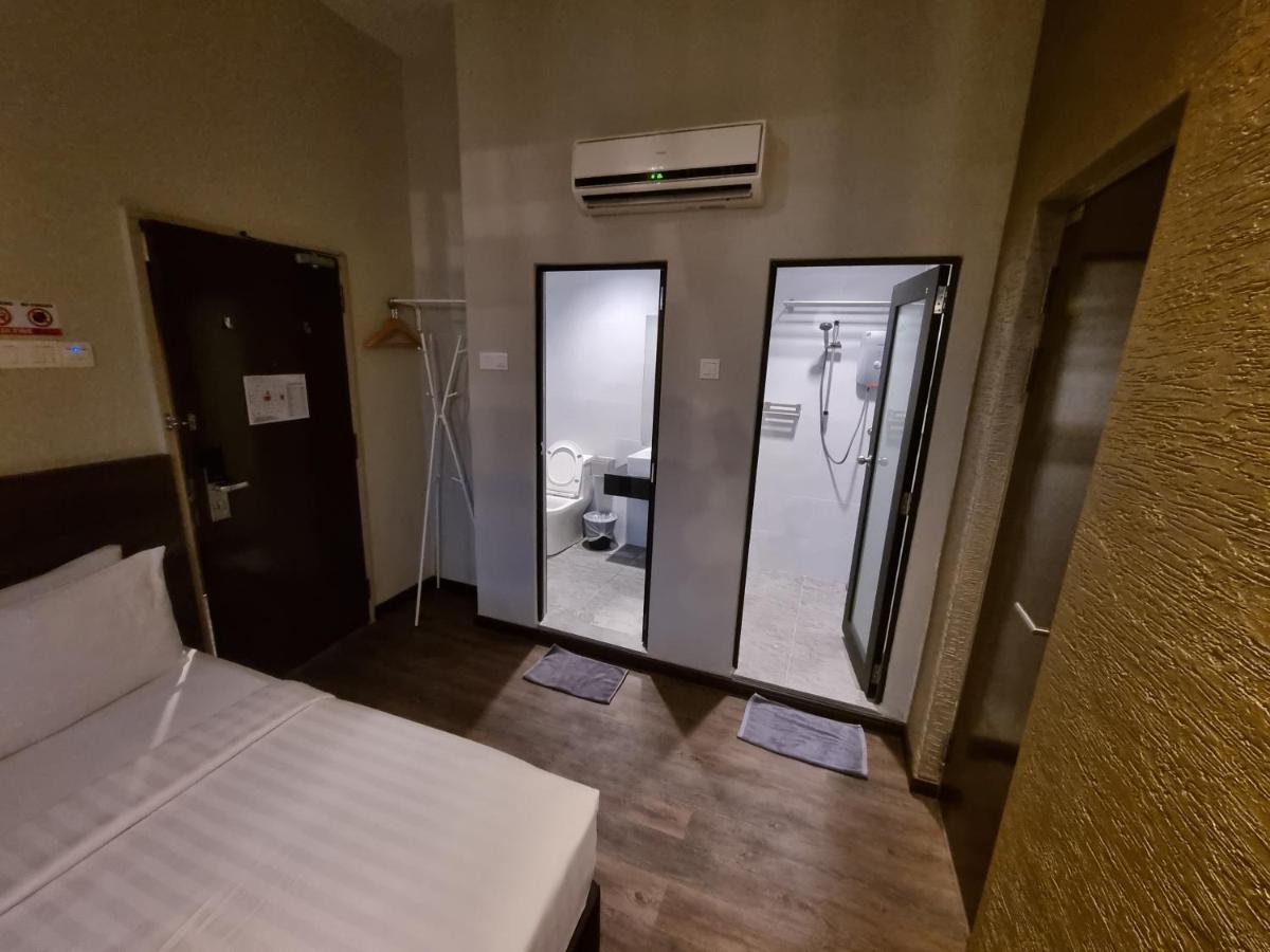 Miico Hotel @ Mount Austin Johor Bahru Buitenkant foto