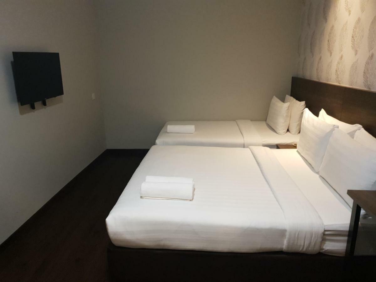 Miico Hotel @ Mount Austin Johor Bahru Buitenkant foto