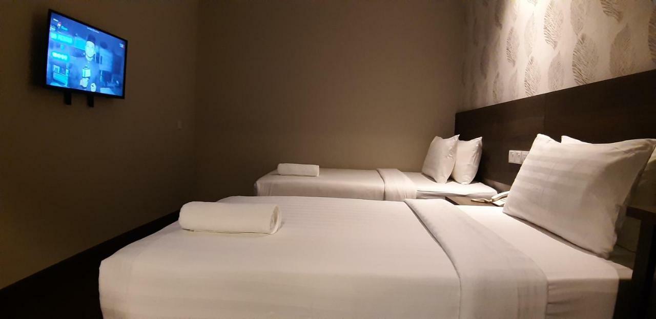 Miico Hotel @ Mount Austin Johor Bahru Buitenkant foto
