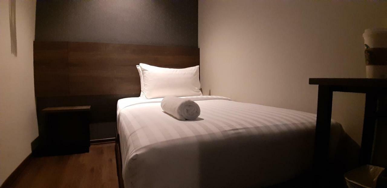 Miico Hotel @ Mount Austin Johor Bahru Buitenkant foto