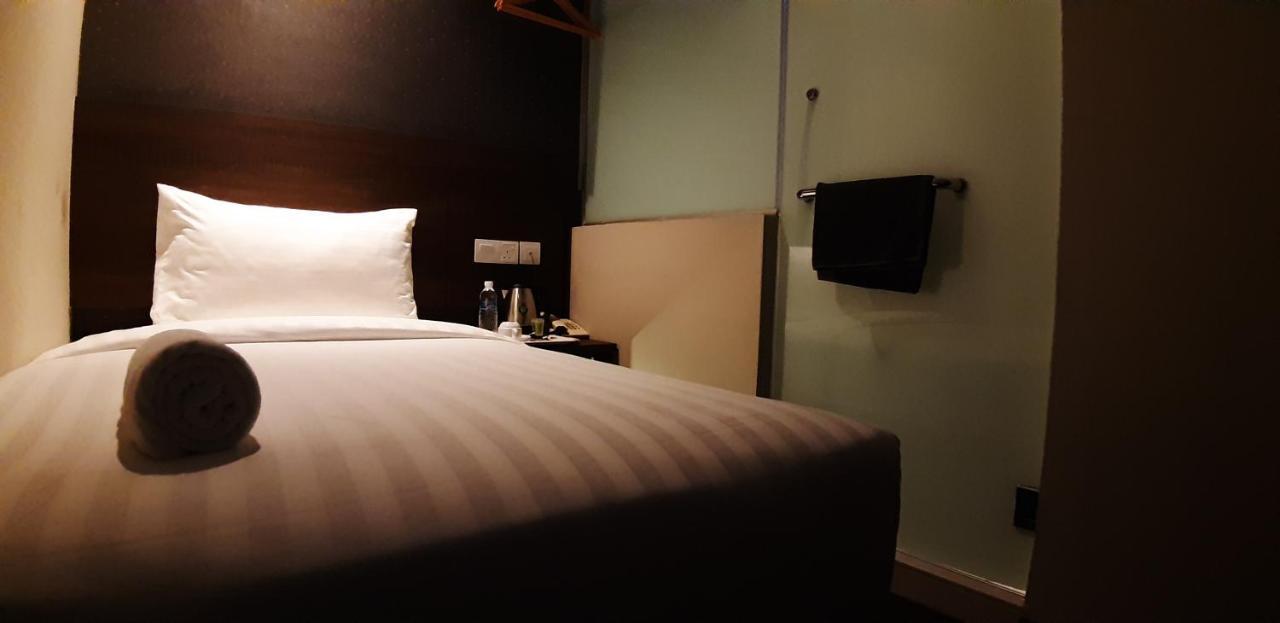 Miico Hotel @ Mount Austin Johor Bahru Buitenkant foto
